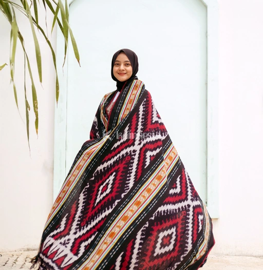 Mengenal Motif Tenun Nusantara
